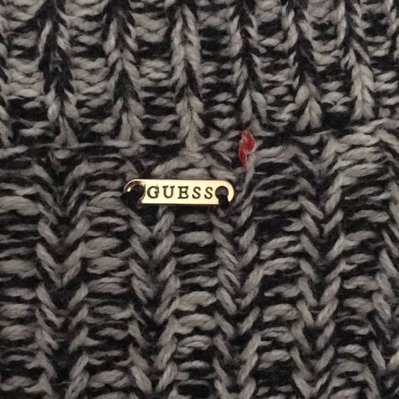 Guess Sweater - Picture 4 of 4